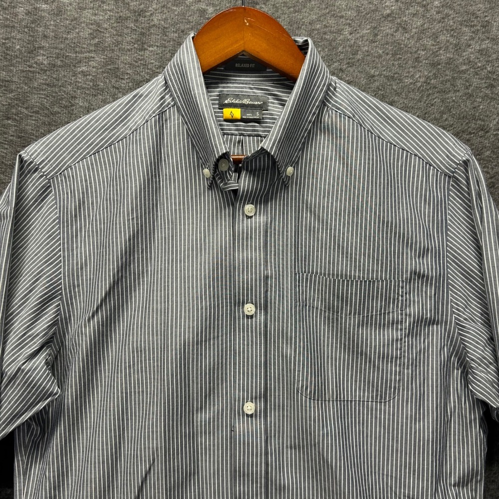 Eddie Bauer Mens Small Relaxed Fit Striped Button Down Shirt Navy Blue White